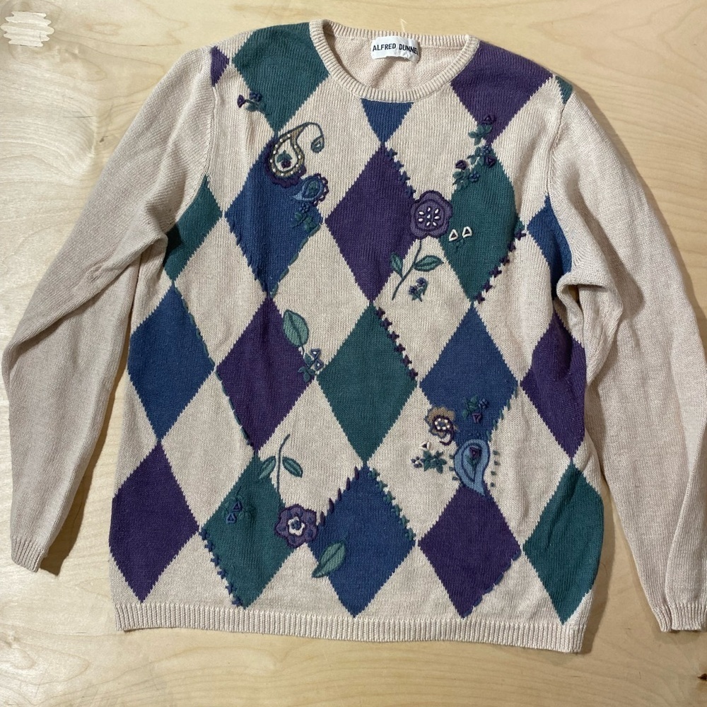 Alfred Dunner Sweater size Large (JL)